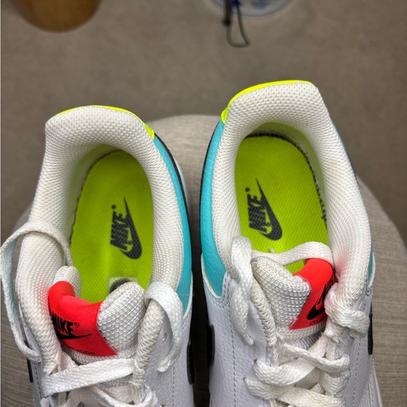 Nike Court Vision Low Women’s Sneakers Size 9 - Picture 5 of 6